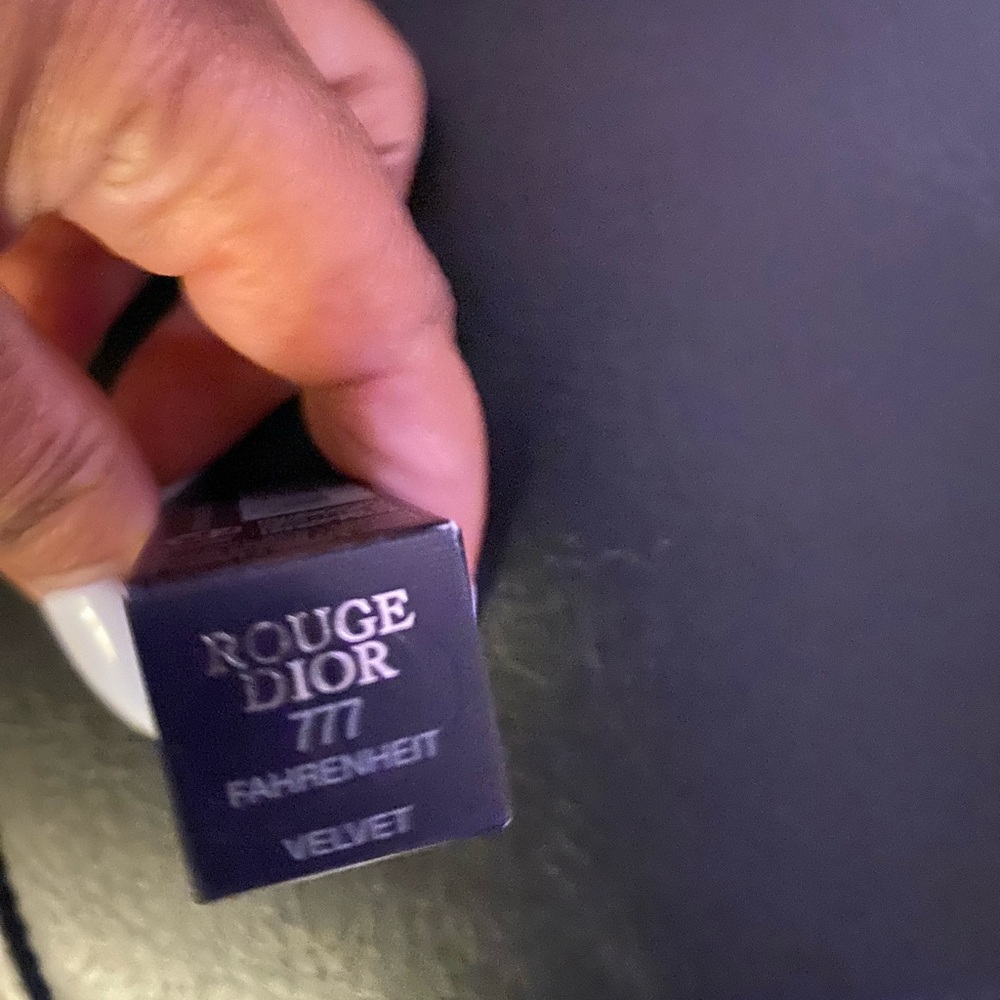 Dior Lipstick Velvet Red Fahrenheit - Picture 3 of 5
